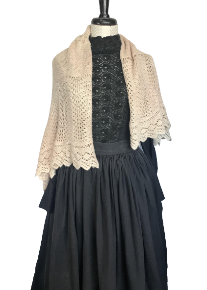 Colonial Blouse & Skirt & shawl black